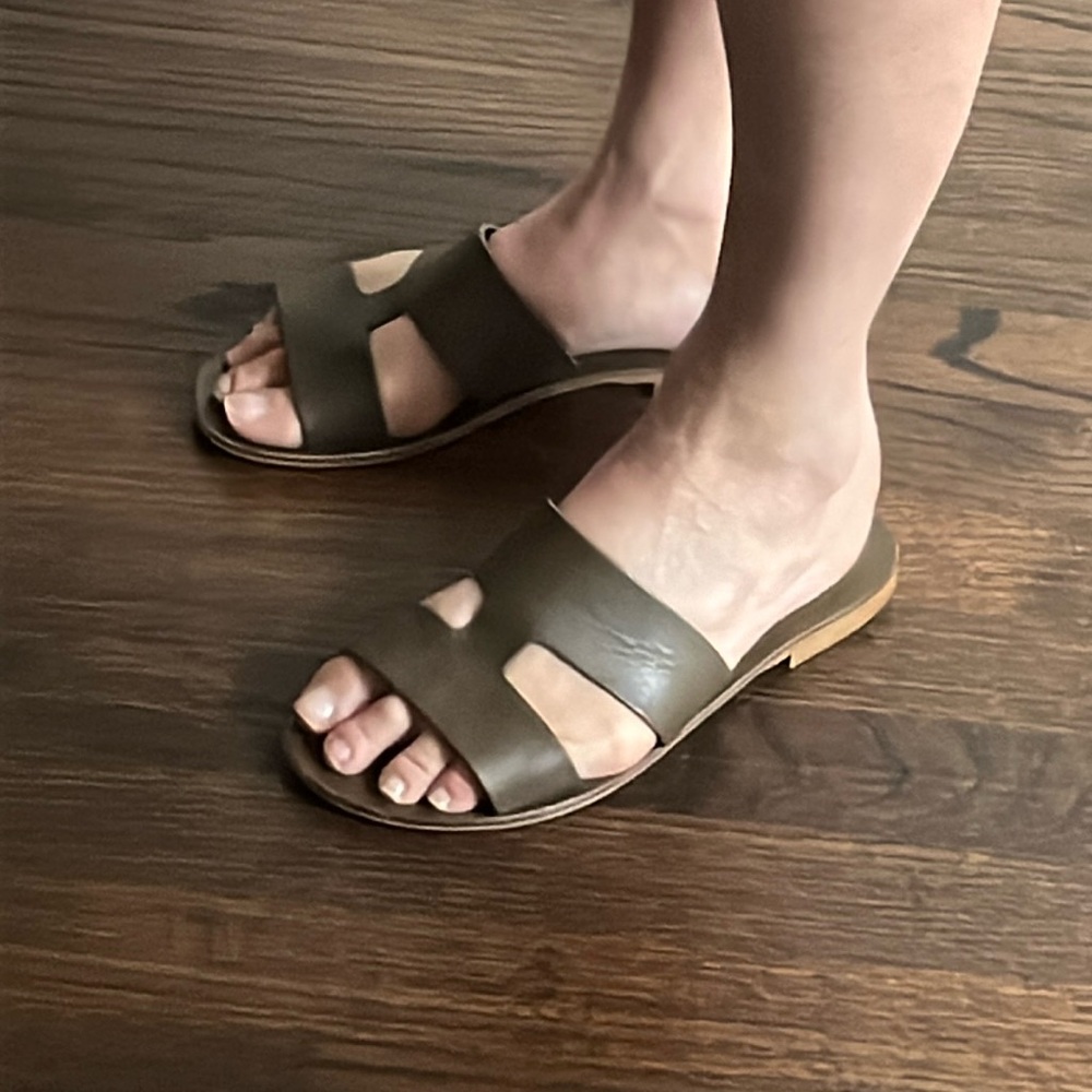 Everlane “H” sandals - brown leather - size 7.5